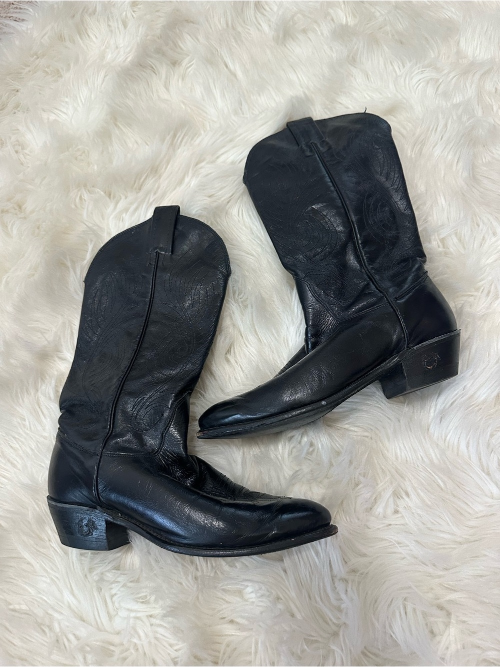 Vintage not sure one brand. Classic Black Leather Cowboy Boots.